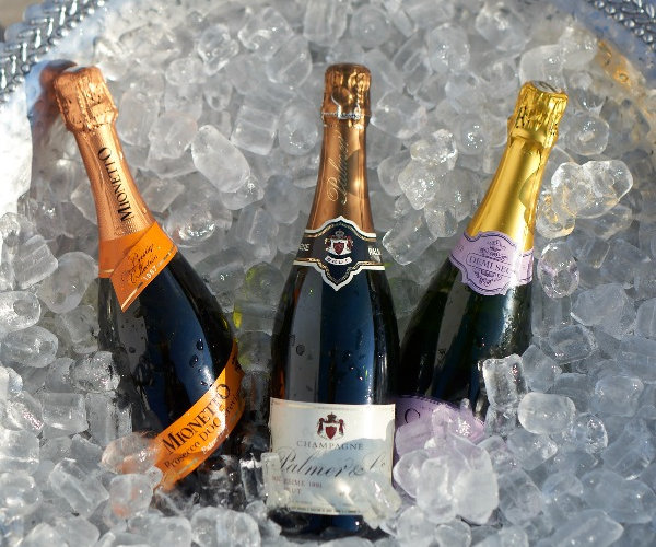 Champagne service